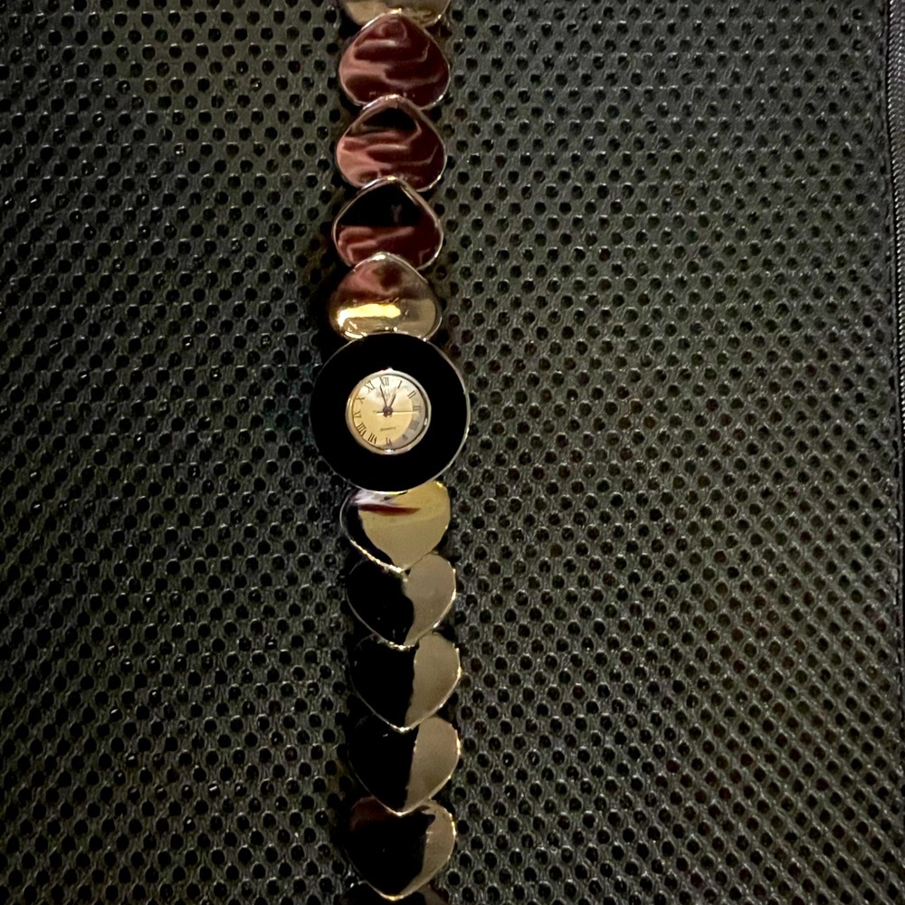 Vintage Watch with Heart Shaped Bracelet